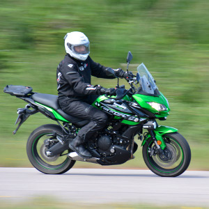Stage de pilotage sur le circuit / piste de CHAMBLEY - 21 avril 2023 -